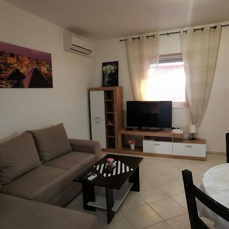 Apartman Franolic Пунат Екстериор снимка